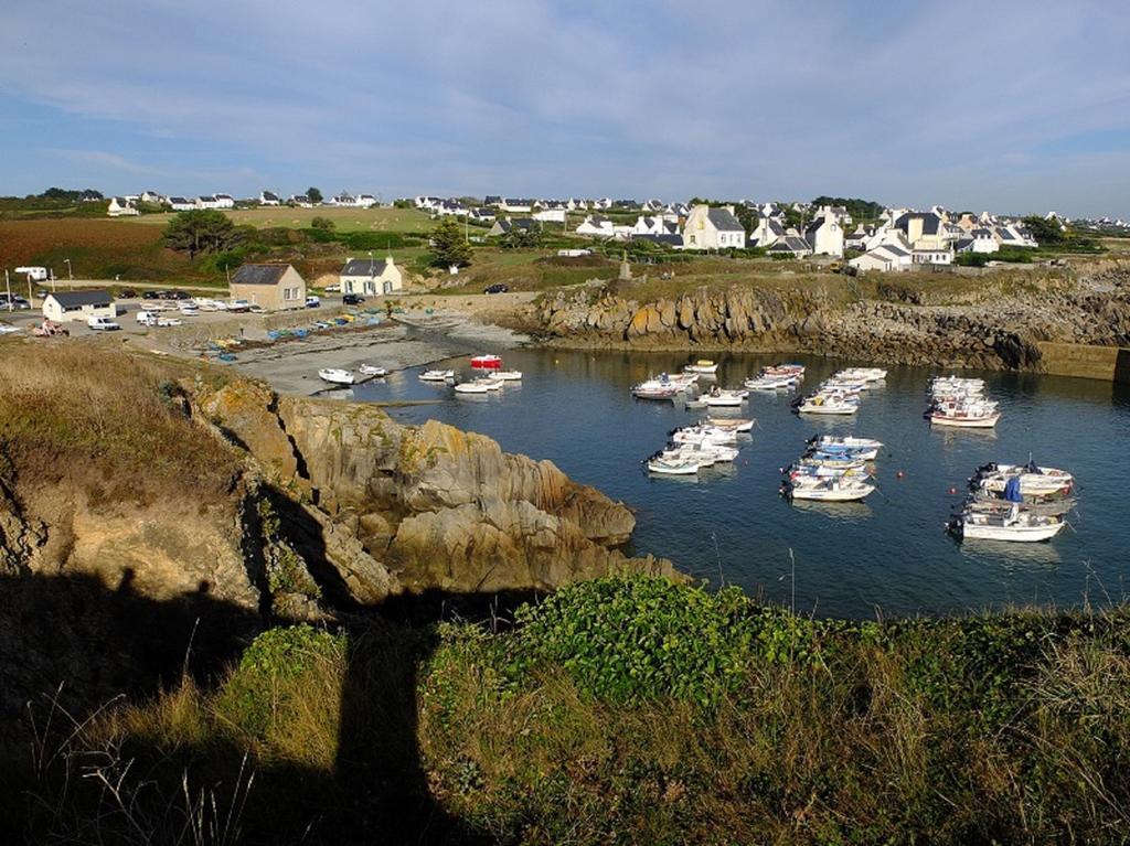 Au Calme A 10Mn Des Baies De Douarnenez Et Audierne Avec Cuisine A Disposition Mahalon Dış mekan fotoğraf
